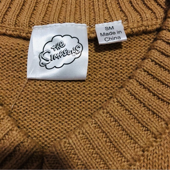 Lisa Simpson embroidered knit sweater vest by The Simpsons - Picture 4 of 5